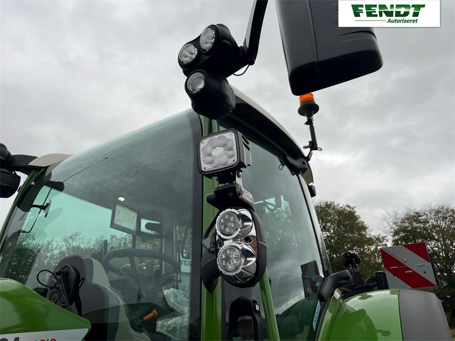 Fendt 724 VARIO GEN6 - Traktorer - Traktorer 4 wd - 13