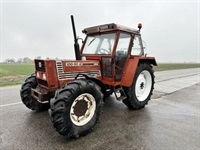 - - - 100-90 DT - Traktorer - Traktorer 2 wd - 1