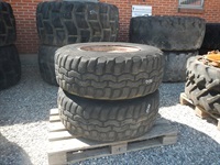 - - - 2 stk. brugte dæk på fælge - D156 - Hjul/larvefødder - Komplette hjul - 3