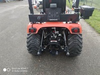 - - - CS2520 HST - Traktorer - Traktorer 2 wd - 6