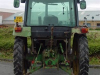 John Deere 2250 - Traktorer - Traktorer 2 wd - 4