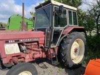 IH IH 584 - Traktorer - Traktorer 2 wd - 2