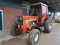- - - IHC 1056 XL - Traktorer - Traktorer 2 wd - 3