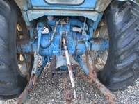 Ford 6600 med frontlæsser - Traktorer - Traktorer 2 wd - 4