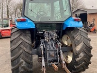 New Holland 8360 - Traktorer - Traktorer 4 wd - 4