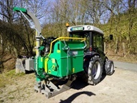 - - - 170V Holzhacker /Holzhäcksler für Traktor-Lagergerät- - Flishugger - 2