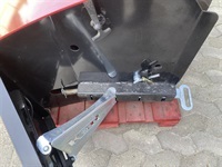Case IH Frontvægtklods 1000 kg med side bumper - Traktor tilbehør - Frontvægte - 6