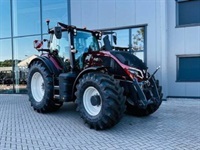 Valtra Q305 DEMO Super compleet! - Traktorer - Traktorer 2 wd - 2