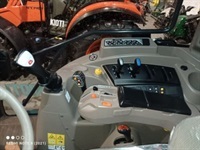- - - HX1201 - Traktorer - Traktorer 2 wd - 6
