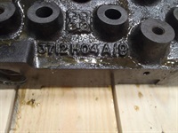 Fermec 860 Topstykke / Cylinder Head - Rendegravere - 3