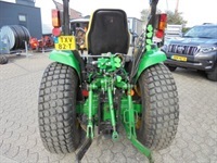 John Deere 3045R - Traktorer - Traktorer 2 wd - 2