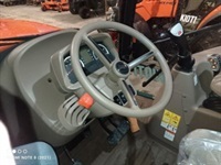- - - HX1201 - Traktorer - Traktorer 2 wd - 7