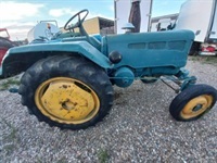 - - - D3016 - Traktorer - Traktorer 2 wd - 2