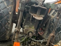 - - - 4800 - Traktorer - Traktorer 2 wd - 6