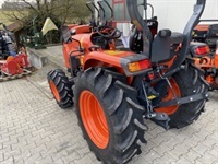 Kubota L1382 Rops - Traktorer - Kompakt traktorer - 2