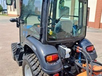 - - - 26 HST - Traktorer - Kompakt traktorer - 4