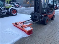 - - - AROS-Kehrbesen / Schneebesen SLB150cm f. Staplergabel-Aufnahme - Traktorer - Reservedele - 2