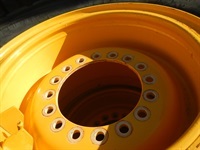 Bridgestone 20.5R25 D150 - Hjul/larvefødder - Komplette hjul - 5