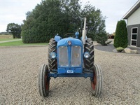 Fordson Major Diesel traktor - Traktorer - Traktorer 2 wd - 6