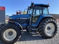 New Holland 8670 SuperSteer og frontlift - Traktorer - Traktorer 4 wd - 1