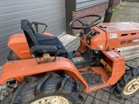 Kubota B1500 4wd 18 PK minitractor - Traktorer - Traktorer 2 wd - 6