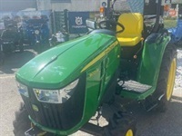 John Deere Kompakttraktor - Traktorer - Kompakt traktorer - 3