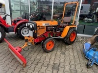 - - - 4800 - Traktorer - Traktorer 2 wd - 1