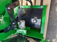 DK-TEC Med egen hydraulik til traktor - Flishugger - 1