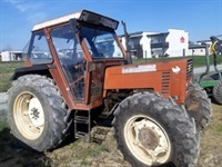 - - - 80-88 DT - Traktorer - Traktorer 2 wd - 1