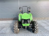 Deutz-Fahr 4070E (Neumaschine) - Traktorer - Traktorer 4 wd - 3