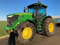 John Deere 7230R - Traktorer - Traktorer 4 wd - 23