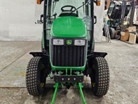 John Deere 3720 - Traktorer - Traktorer 2 wd - 4