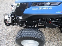Solis 26 HST med Frontlift & FrontPTO - Traktorer - Kompakt traktorer - 9