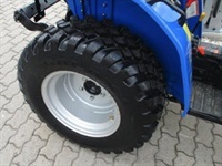 - - - Kleintraktor SOLIS 20 Traktor mit Galaxy Pro Bereifung (Aufpreis KFZ-Brief) - Traktorer - Traktorer 2 wd - 3