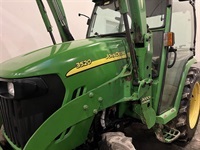 John Deere 3520 Med læsser og frontlift - Traktorer - Traktorer 4 wd - 18