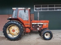 - - - IHC 1056 XL - Traktorer - Traktorer 2 wd - 4