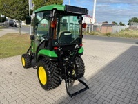 John Deere 2026R (Neumaschine) - Traktorer - Kompakt traktorer - 4