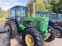 John Deere 4450 - Traktorer - Traktorer 4 wd - 1
