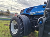 New Holland Tractor NEW HOLLAND T8.435 - Traktorer - Traktorer 2 wd - 4