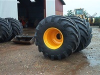 Michelin 1050/50-32 8 EL 10 HUL - Traktor tilbehør - Komplette hjul - 2