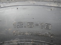 - - - 12.5-18 - D166 - Hjul/larvefødder - Dæk - 4