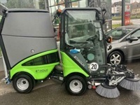 - - - CR2260 Kehraufbau und Winterdienst - Traktorer - Kompakt traktorer - 8