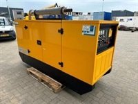 - - - SDMO Leroy Somer 24 kVA Silent generatorset as New ! - Generatorer - 4