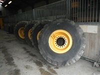 Michelin 20.5R25 D203 - Hjul/larvefødder - Komplette hjul - 3