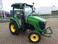 John Deere 3720 4wd HST / 4120 Draaiuren / Full Options - Traktorer - Traktorer 2 wd - 2