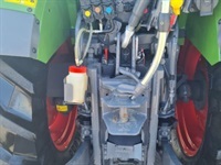 Fendt 211 Vario F - Traktorer - Kompakt traktorer - 4