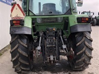 Fendt 308 C Farmer  Med Trima +3.0P Frontlæsser - Traktorer - Traktorer 4 wd - 9