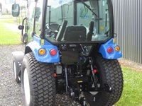 New Holland BOOMER 35 HST - Traktorer - Kompakt traktorer - 3