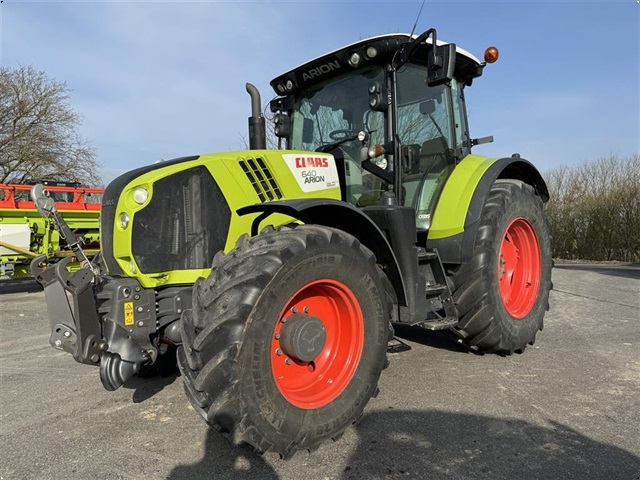CLAAS ARION 640 CEBIS - Traktorer - Traktorer 4 wd