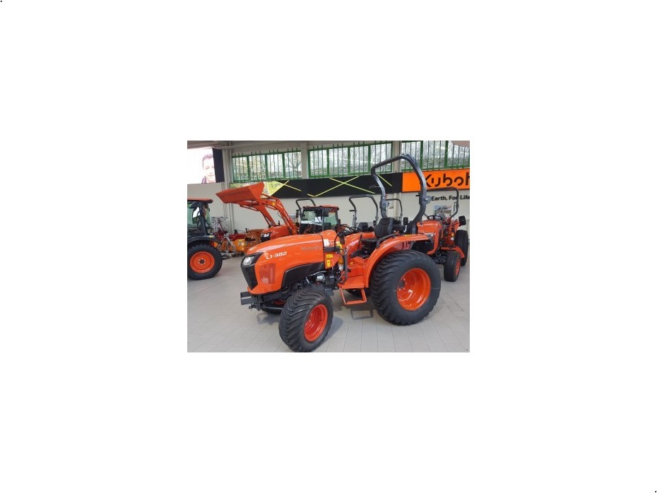 Kubota L-1382 D - Traktorer - Kompakt traktorer - 2